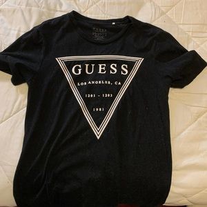 Guess tee